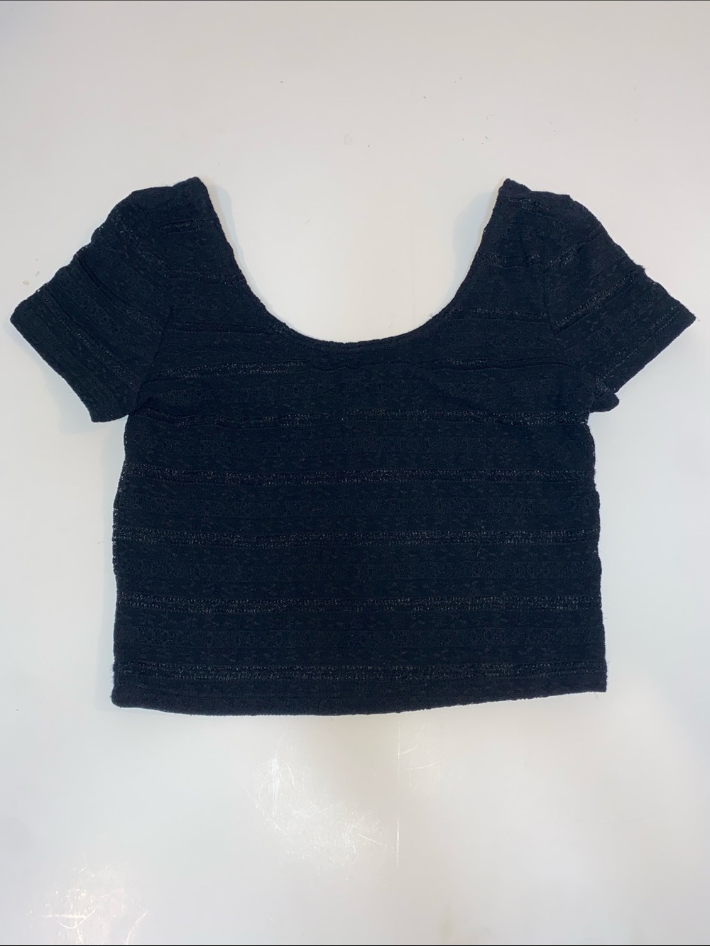 Aeropostale Black Scoop Neck Cropped Top